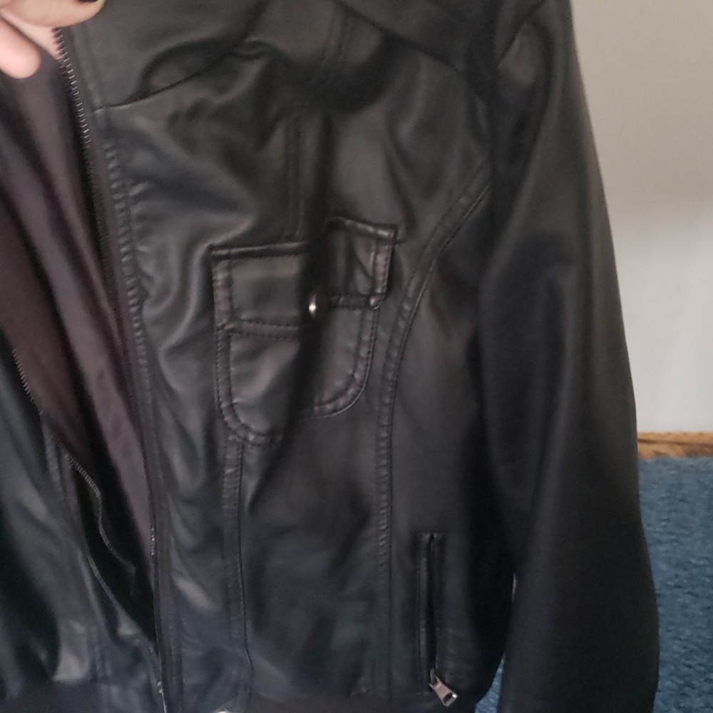 Jacket - Picture 4 of 4